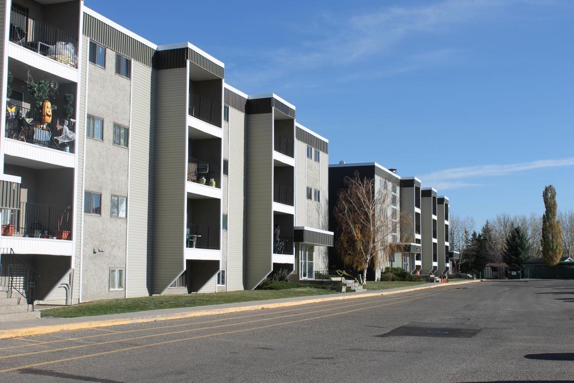 Primary Photo - Princeton Place