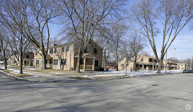 Northlawn - Apartments in Milwaukee, WI | Apartments.com