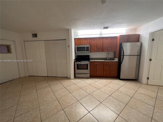 Foto del edificio - 2530 Pierce St