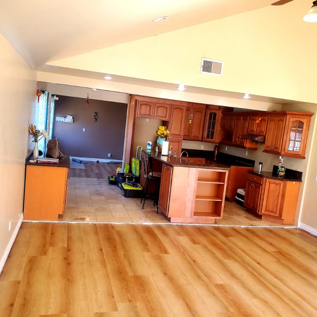 Foto del edificio - 6603 Crossway Dr