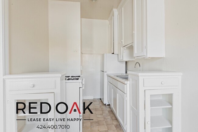 Foto del edificio - 607 S Dunsmuir Ave