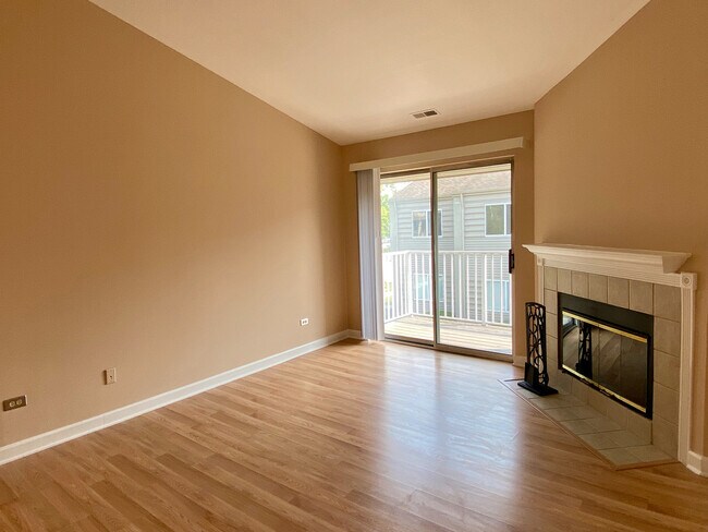 Building Photo - 44 N Park Ave