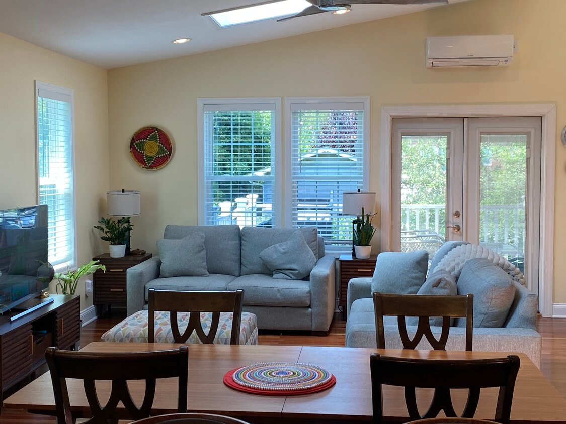 Family Room - 3420 Purdue St