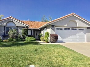 Building Photo - 31423 Sonoma Ln