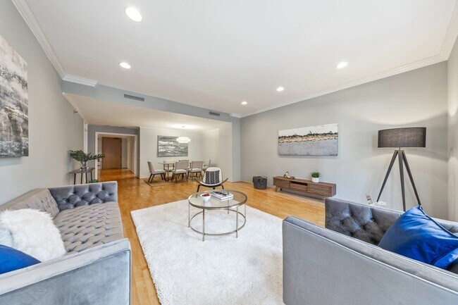 Foto del edificio - 680 N Lake Shore Dr