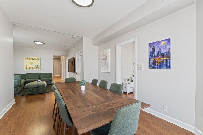 Foto del edificio - 2503 W Harrison St