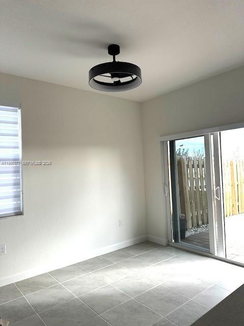 Foto del edificio - 2582 SE 29th St