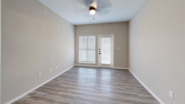 Interior Photo - Red Stone Ranch