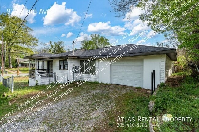 Building Photo - 9337 3rd Ave