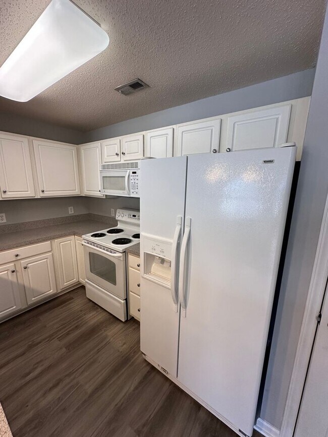 Foto del edificio - Condo / Burlington