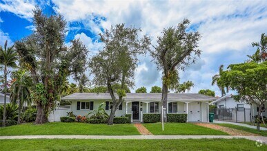 Building Photo - 8870 SW 86th St