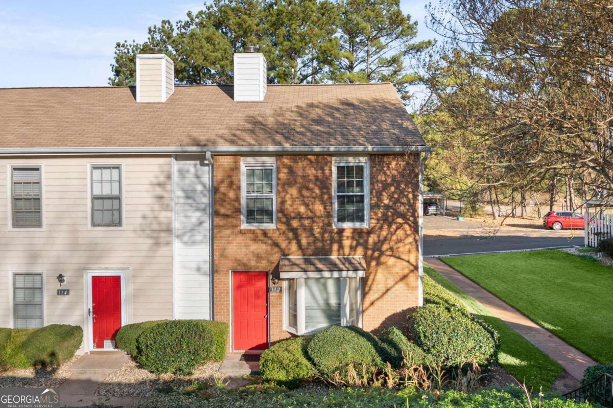 112 Ferry Rd, Roswell, GA 30076 Townhome Rentals in Roswell