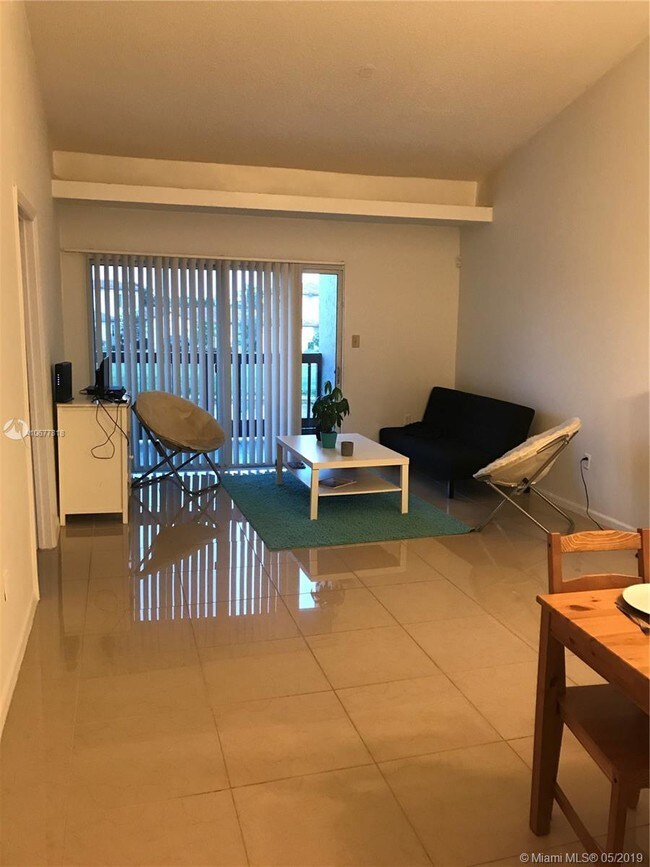 Foto del edificio - 825 SW 113th Way
