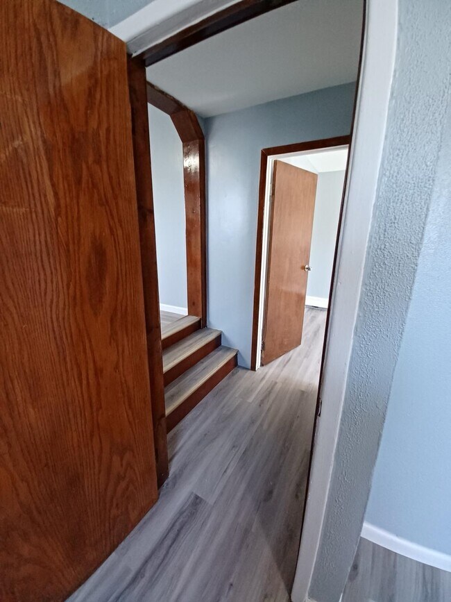 Foto del edificio - 6108 Durham Ave