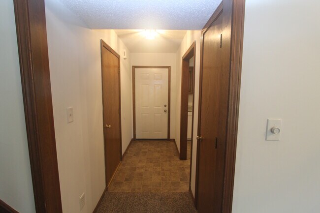 Building Photo - 1107 NW Porter Ct