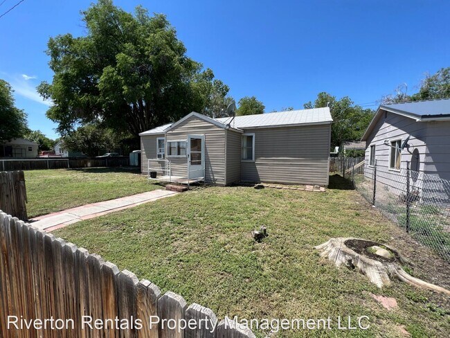 Foto del edificio - 2 br, 1 bath House - 602 N 12th St E