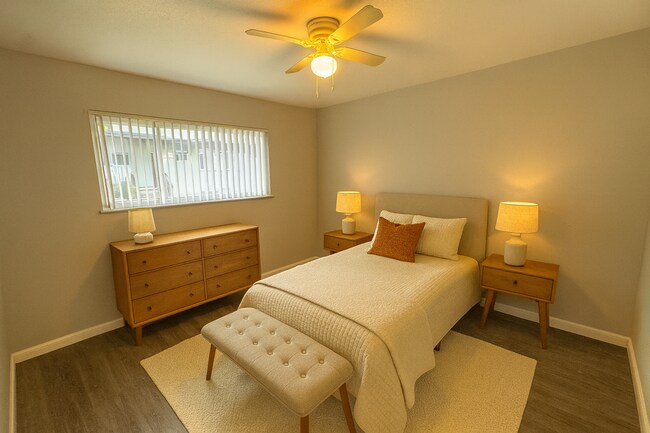 Foto del edificio - Cozy 2BD/1BA Available for Rent! (Upstairs)