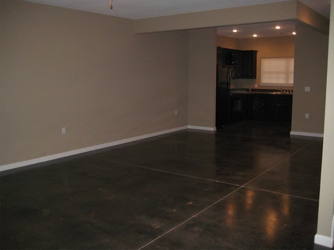 Building Photo - 4300 Dena Jo Dr
