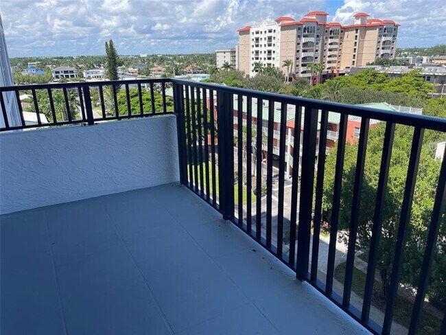 Foto del edificio - 531 N Ocean Blvd