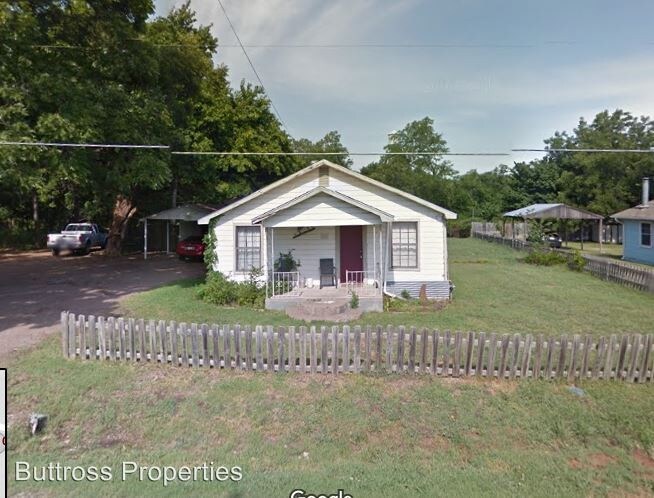 Primary Photo - 106 S Jernigan St
