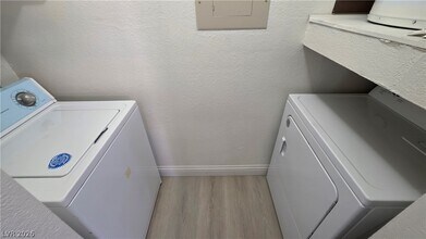 Building Photo - 8600 NV-159