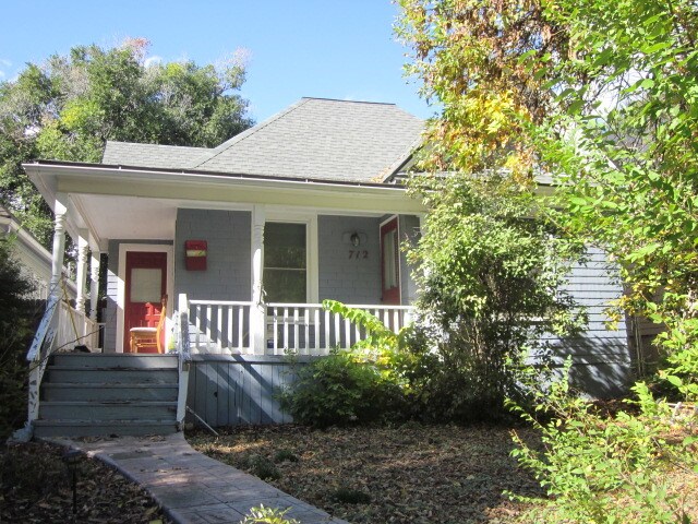Primary Photo - 712 N Walnut St