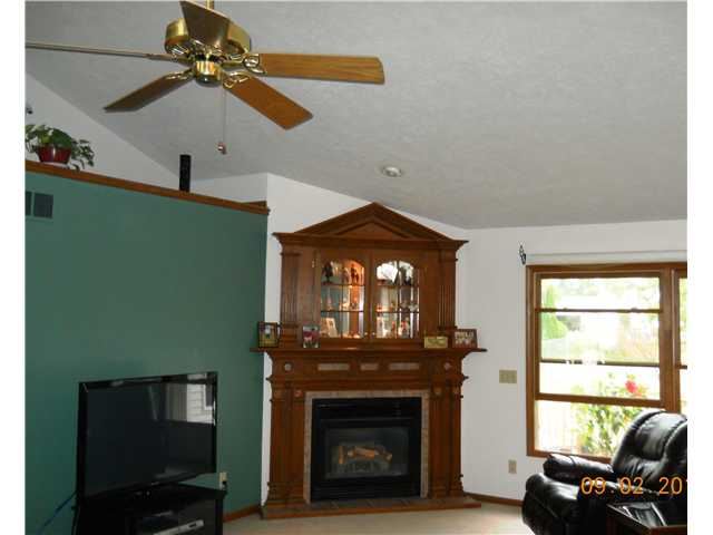 Building Photo - 5885 Macmillan Way