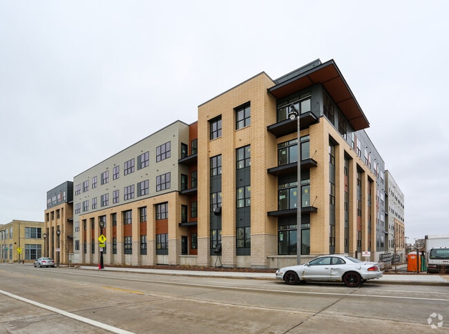 Building Photo - Vim Vigor Lofts