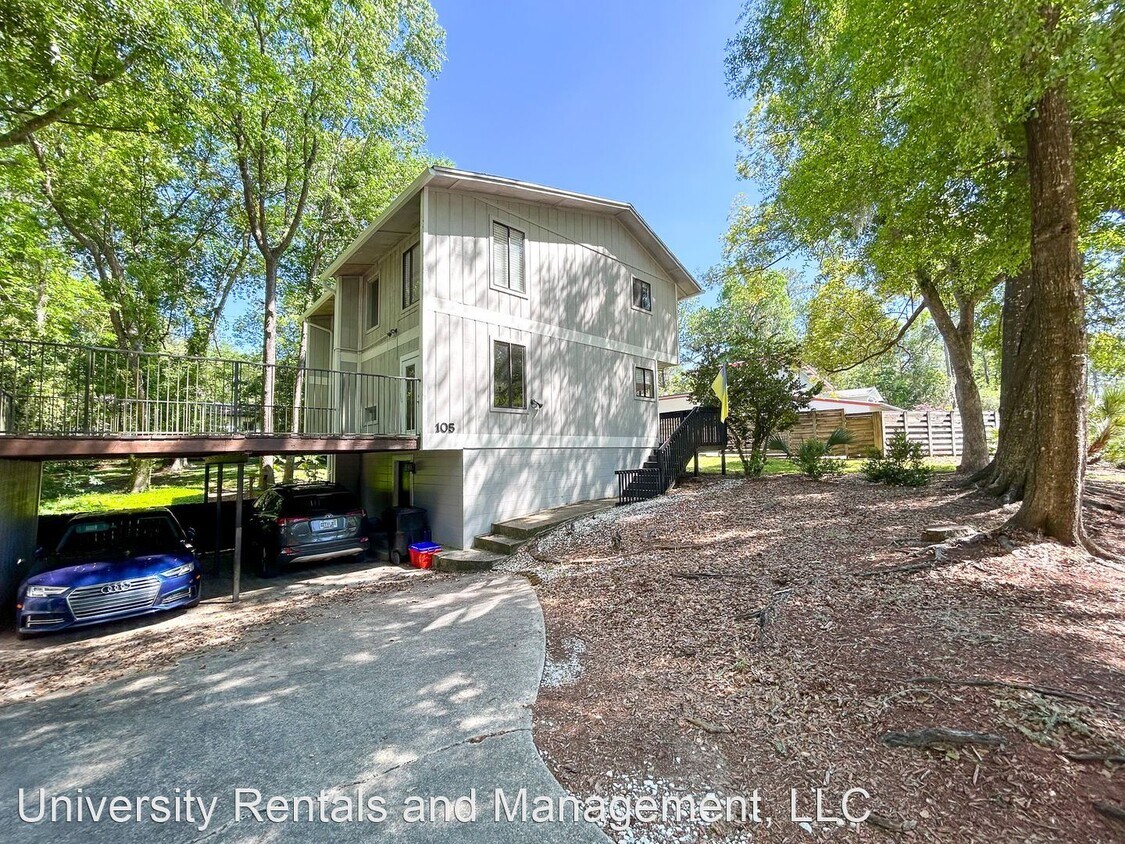 4 br, 3 bath House 105 NW 30th St House Rental in Gainesville, FL