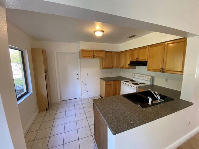 Building Photo - 3567 SW 151st St