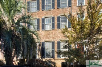 Building Photo - 20 E Macon St