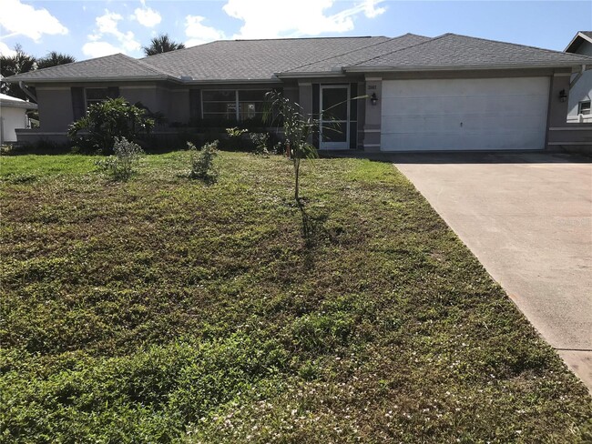 Building Photo - 21467 Peachland Blvd