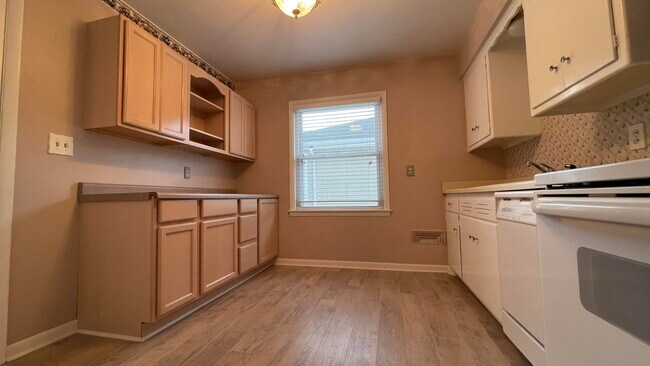 Foto del edificio - 3533 N 84th St