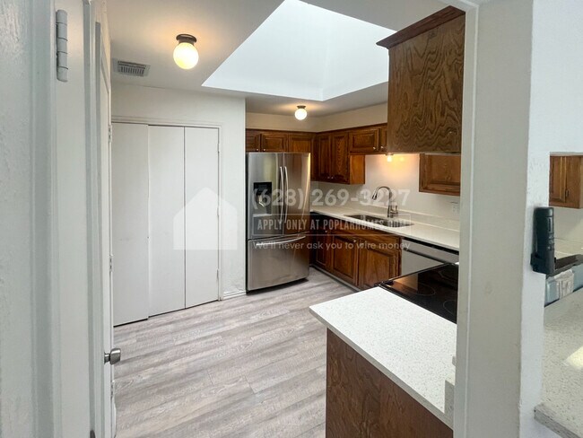Foto del edificio - 11827 Garden Terrace Dr