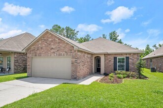 Building Photo - 15339 Mossystone Dr