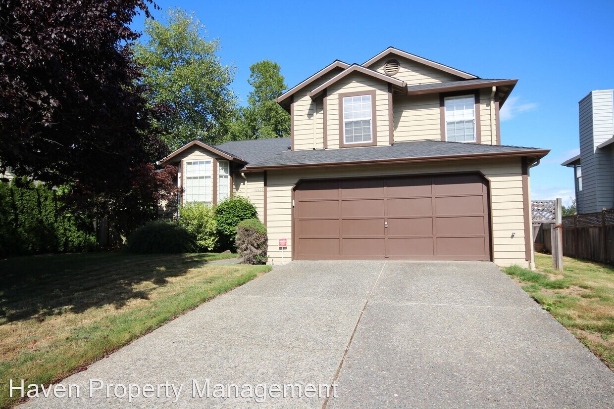 Primary Photo - 4 br, 3 bath House - 32622 19th Pl SW
