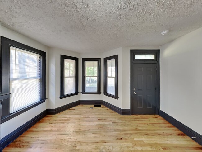 Foto del edificio - 289-291 E 14th Ave-289