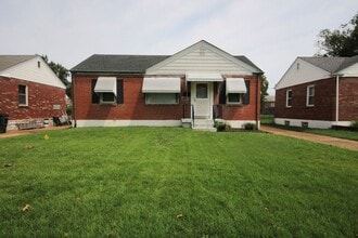Building Photo - 4317 Sunshine Dr