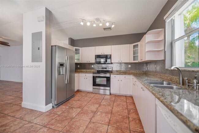 Building Photo - 1551 Seagrape Way