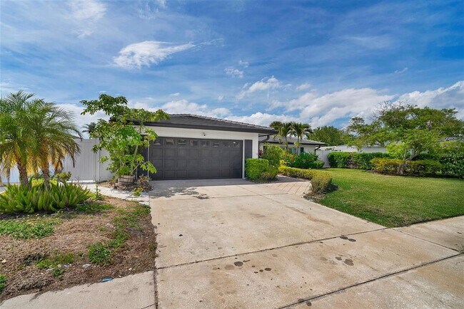 Foto del edificio - 3944 Doral Dr