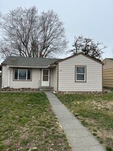 Building Photo - 326 N Mattson Dr