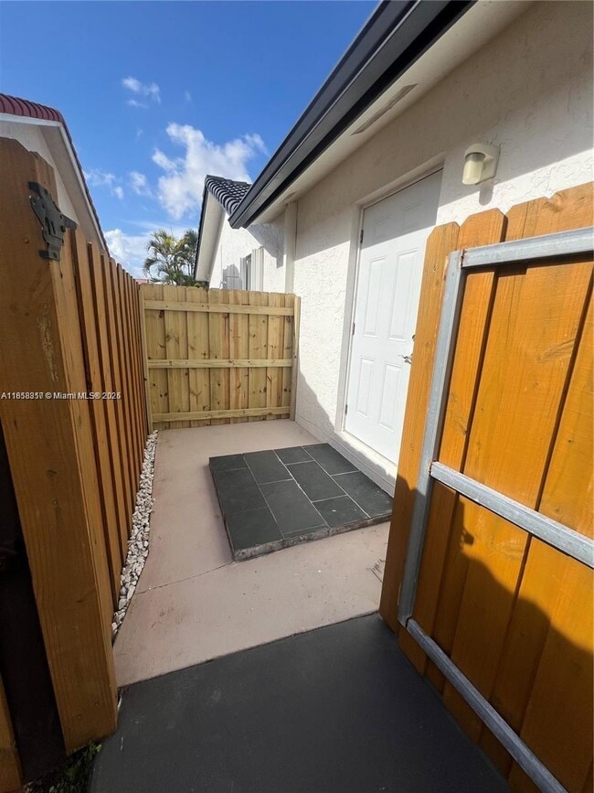 Foto del edificio - 14813 SW 171st Terrace