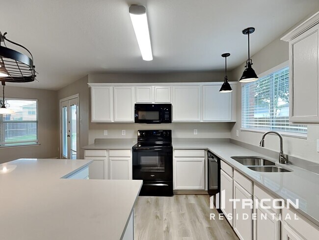 Building Photo - 208 Christie Lane Waxahachie TX