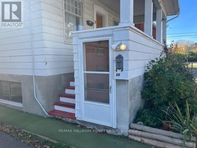 Building Photo - 8 Carlotta Ave