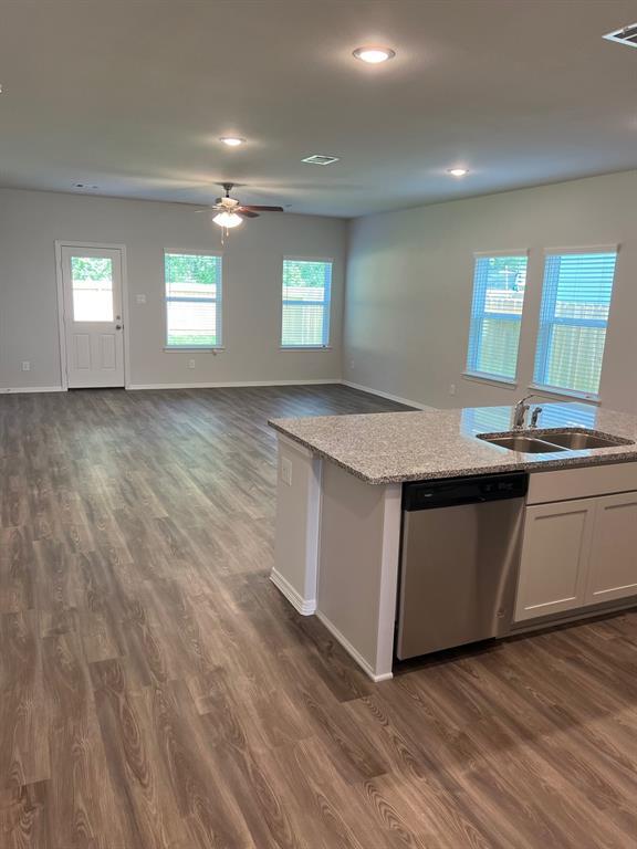 Building Photo - 26202 Emory Hollow Dr