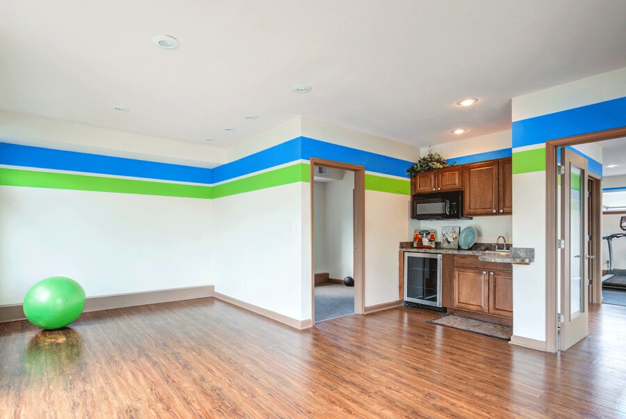 Corinth Valley 3500 W 83rd St Prairie Village, KS