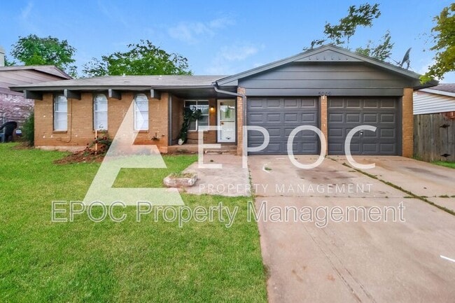 Photo - 5009 Brookdale Dr House
