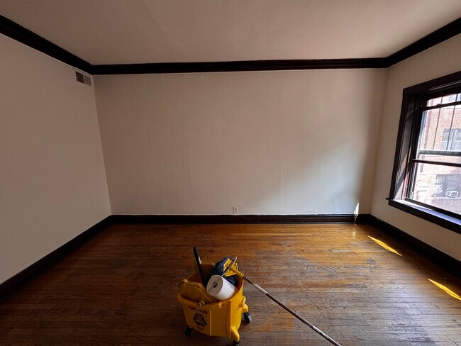 Building Photo - 2530 N Kedzie Blvd