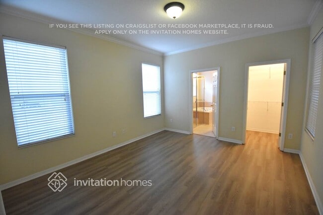 Building Photo - 6849 Sundrop St