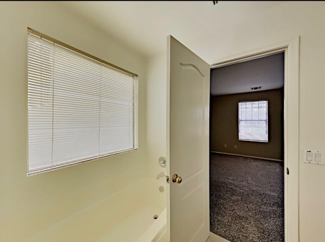 Foto del edificio - 3319 W La Salle St